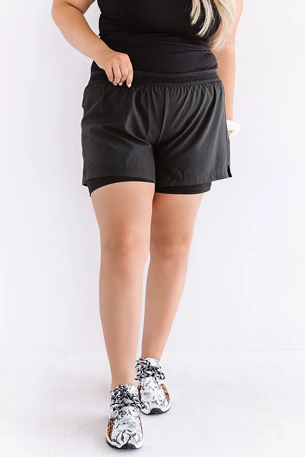 Above And Beyond Shorts In Black Curves