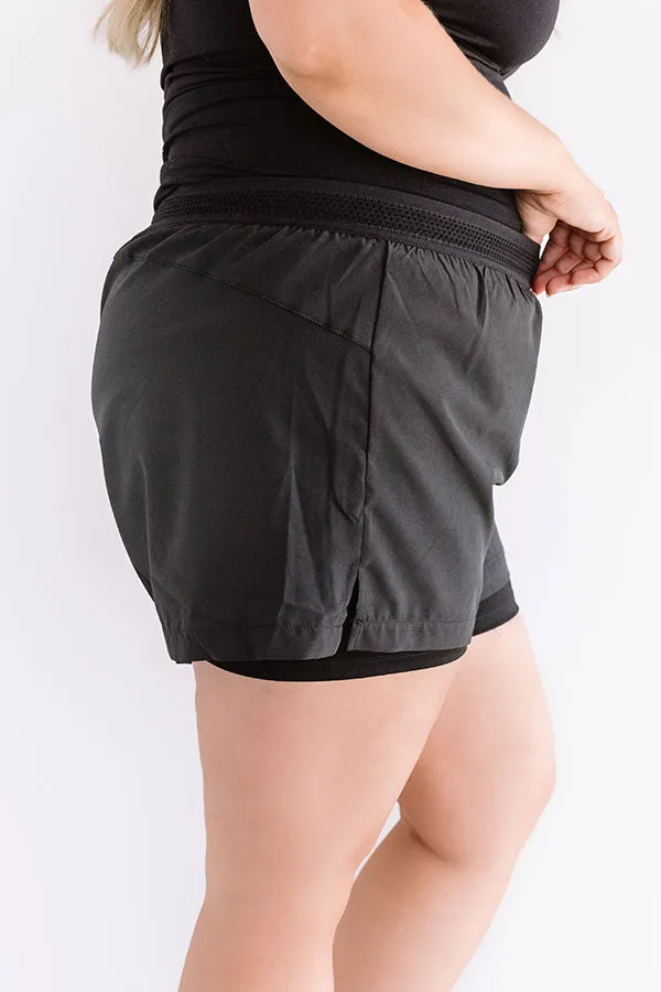 Above And Beyond Shorts In Black Curves