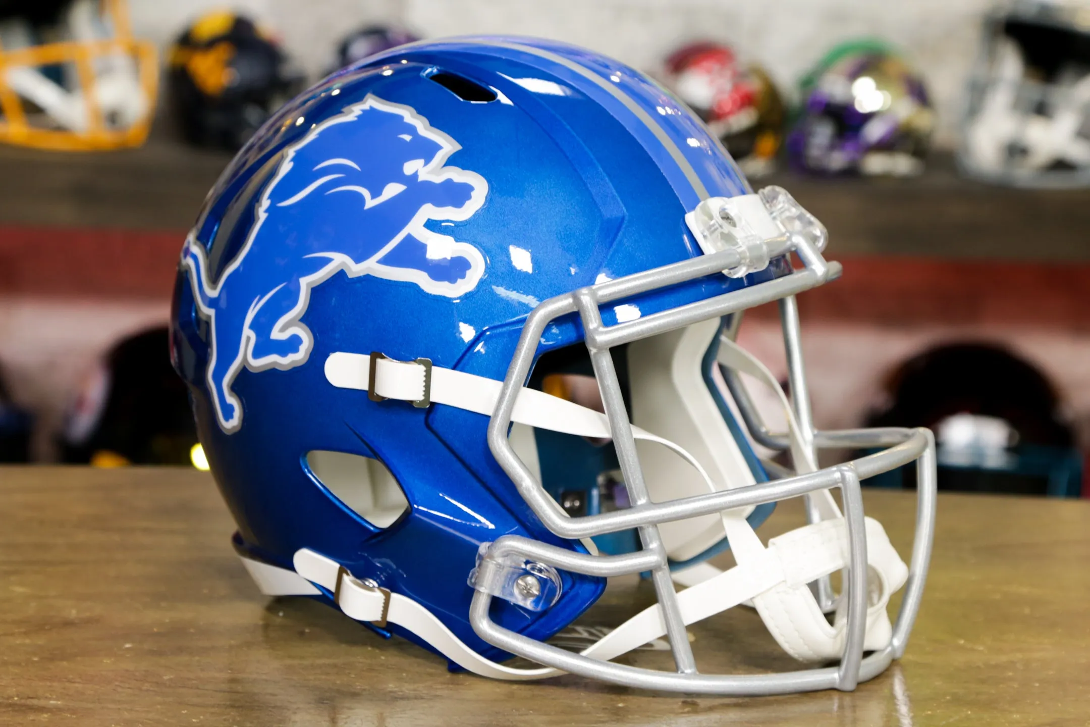 Detroit Lions Riddell Speed Authentic Helmet - Flash
