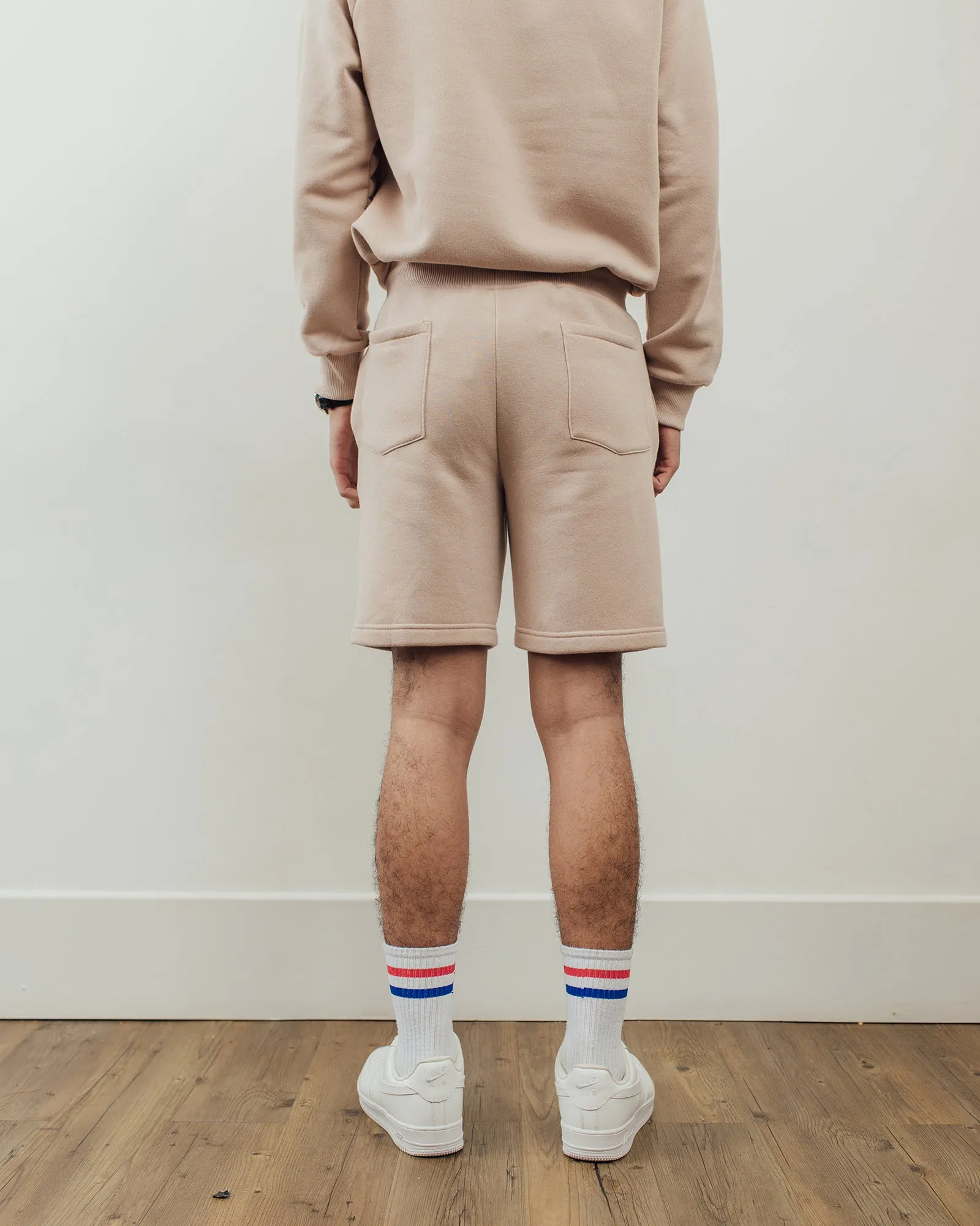 ESSENTIAL SHORT