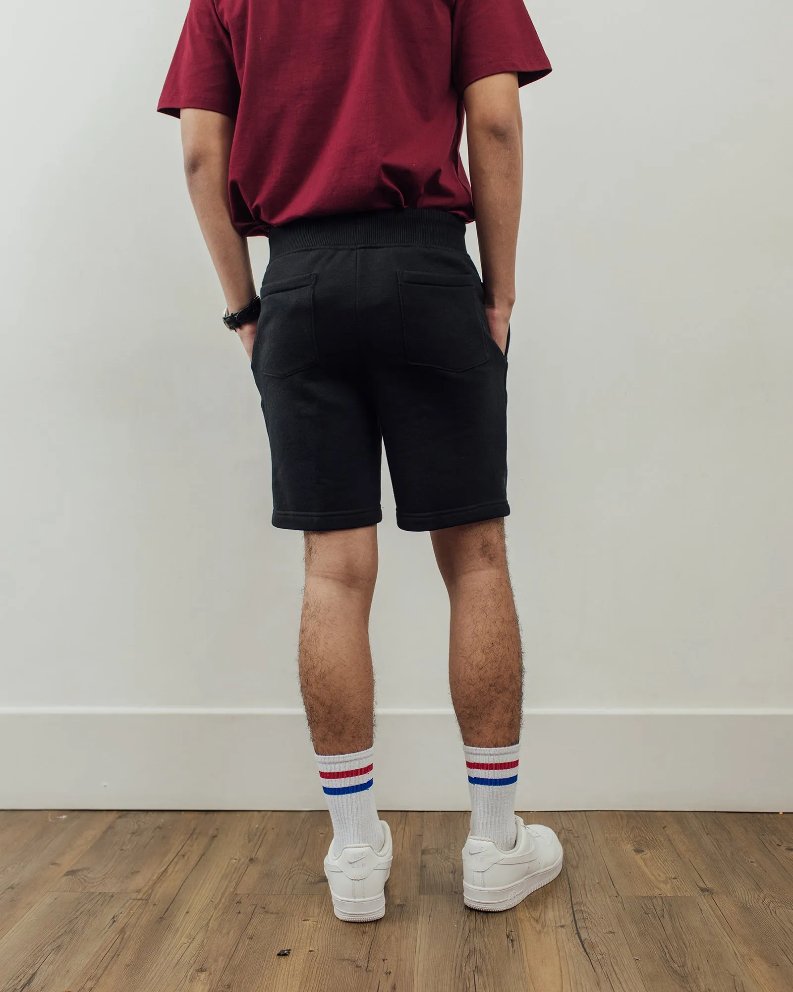 ESSENTIAL SHORT