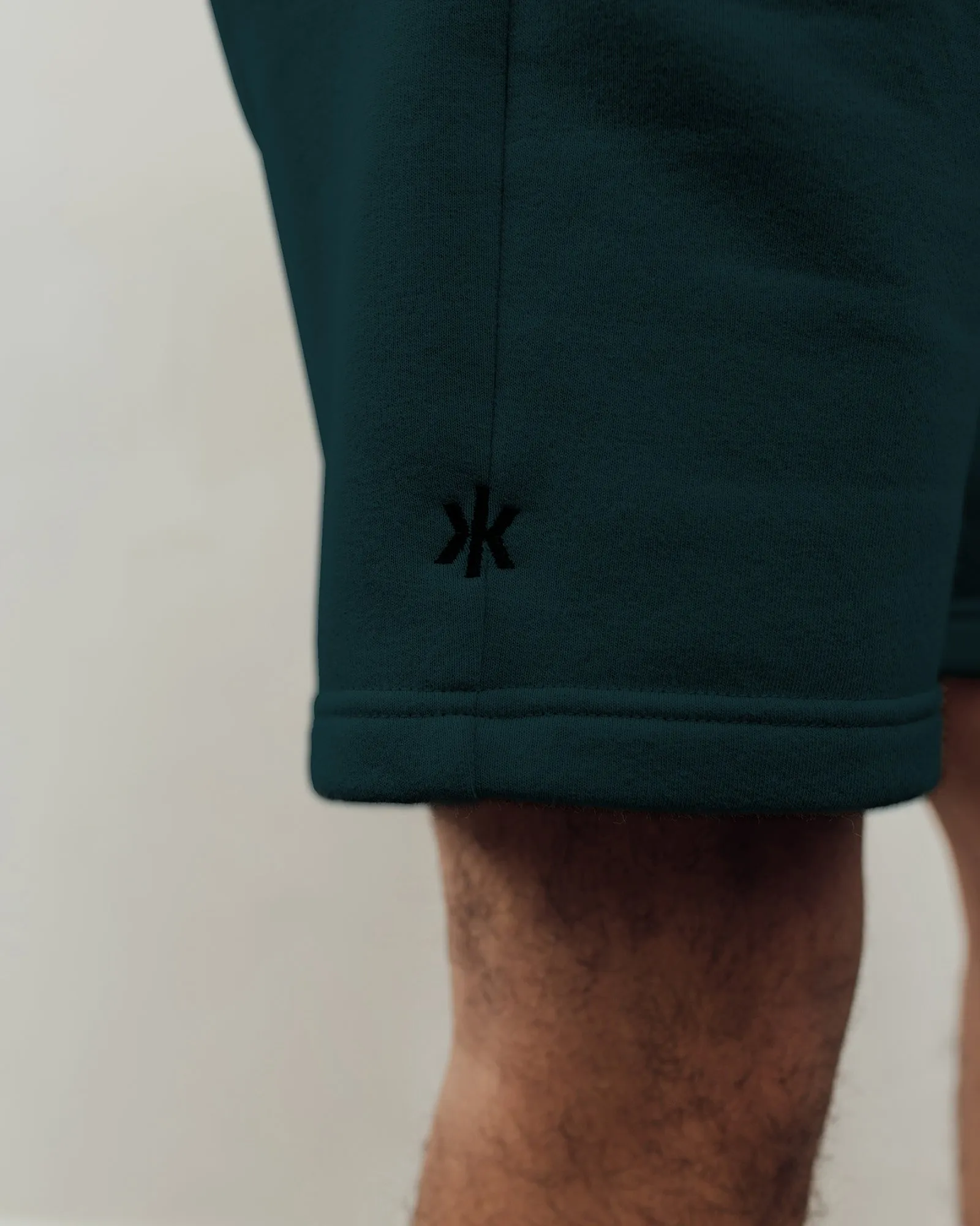 ESSENTIAL SHORT